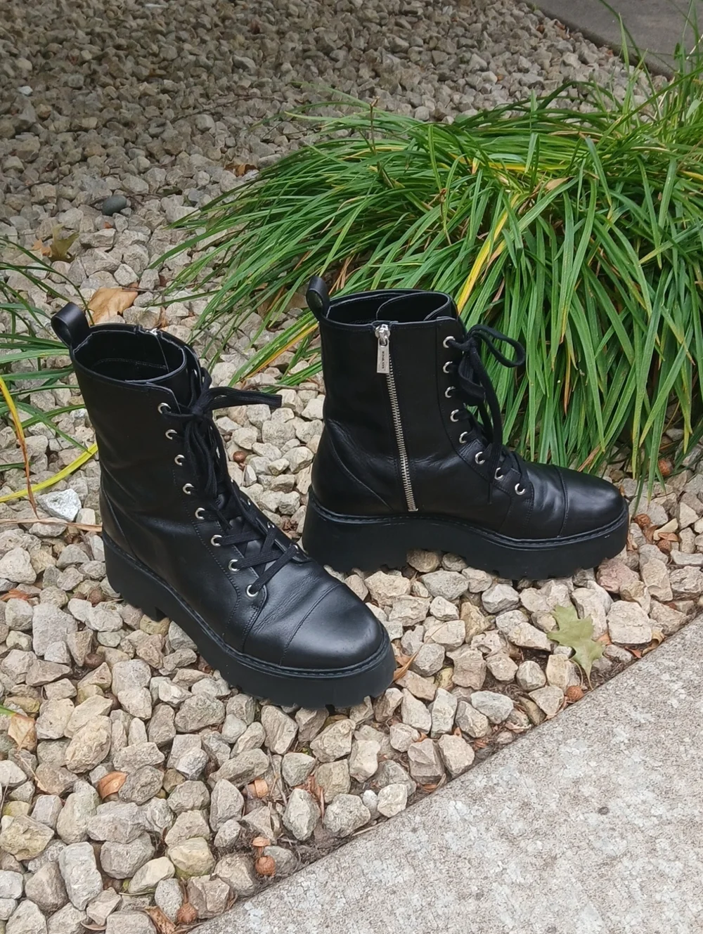 Michael Kors Blake Leather Combat Boots, platform lug-sole boots Sz 9 M